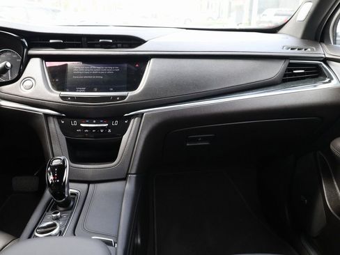 Used 2025 Cadillac XT5 Premium Luxury image 27