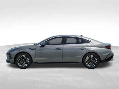 New 2026 Hyundai Sonata SEL image 3