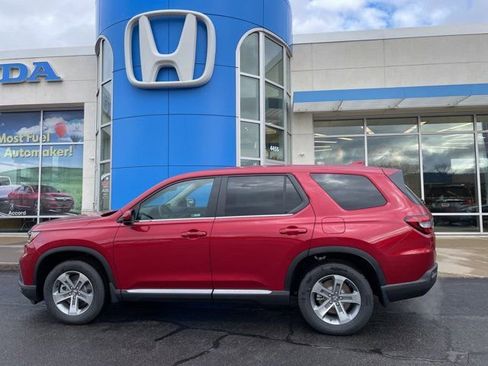 New 2025 Honda Pilot EX-L image 2