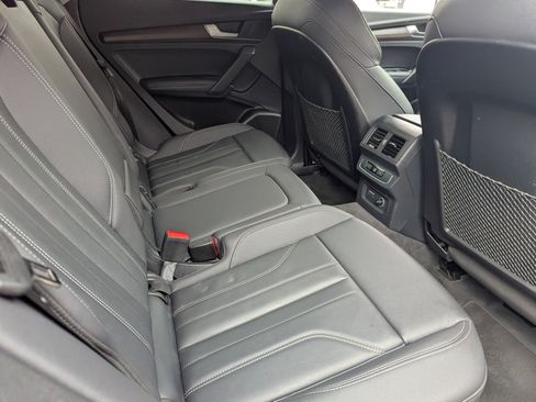 Used 2024 Audi Q5 2.0T Premium Plus image 12