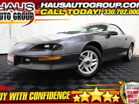 Used 1993 Chevrolet Camaro Z28 image 1