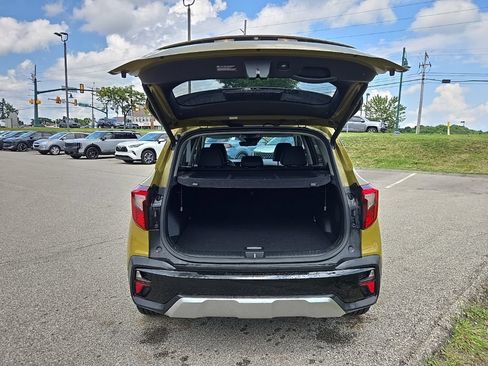 Certified 2024 Kia Seltos SX w/ SX Sunroof Package AWD/4WD image 5