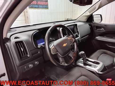 Used 2019 Chevrolet Colorado LT w/ LT Convenience Package AWD/4WD image 11