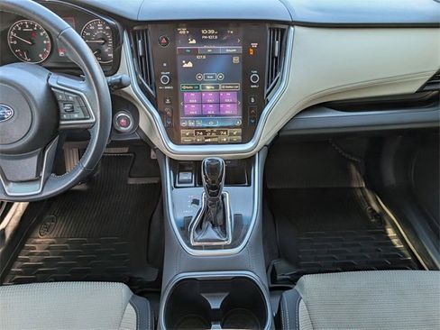 Used 2022 Subaru Outback Premium image 7