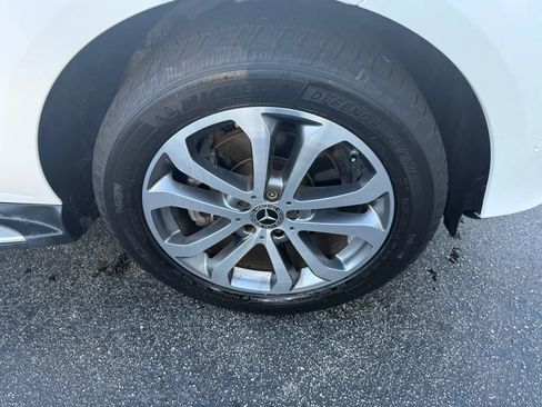 Used 2018 Mercedes-Benz GLE 350 image 33