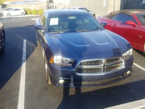 Used 2013 Dodge Charger R/T w/ Wheels & Tunes Group image 1
