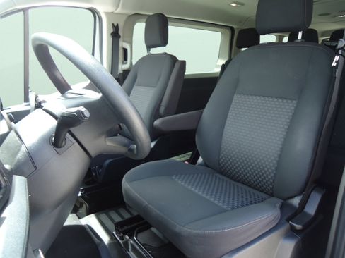 Used 2022 Ford Transit 350 XLT AWD/4WD image 21
