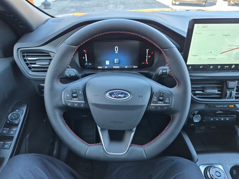 New 2026 Ford Escape ST-Line w/ Tech Pack #1 image 29