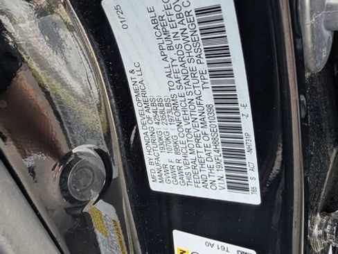 Used 2025 Honda Civic Sport image 36
