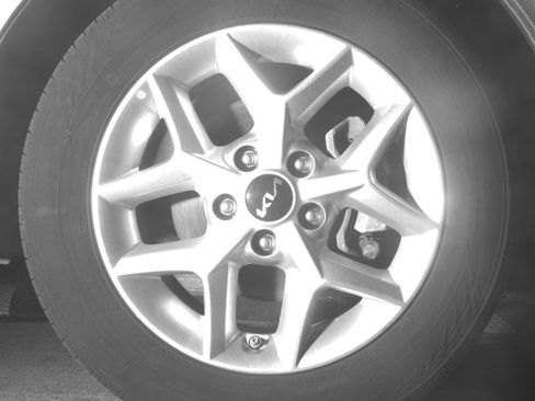 Used 2025 Kia Soul LX w/ LX Technology Package FWD image 13