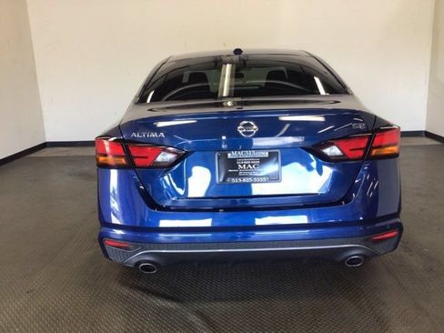 Used 2022 Nissan Altima 2.5 SR FWD image 5
