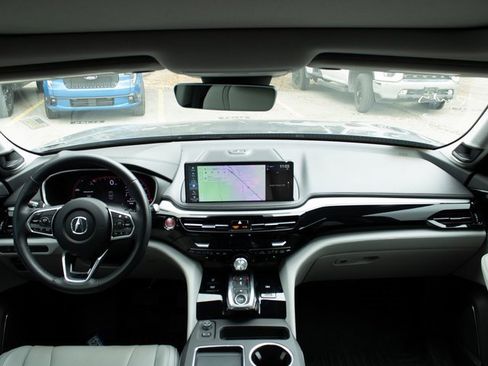 Used 2025 Acura MDX w/ Technology Package image 16