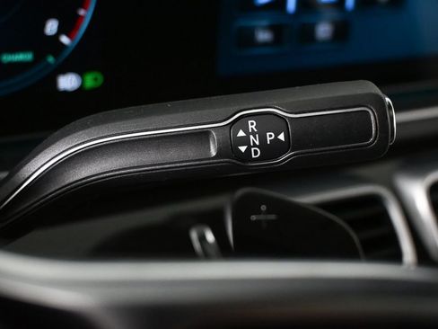 Certified 2022 Mercedes-Benz GLS 450 4MATIC image 16