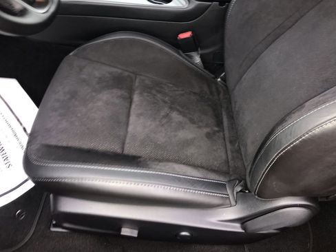 Used 2023 Dodge Challenger GT w/ Plus Package image 12