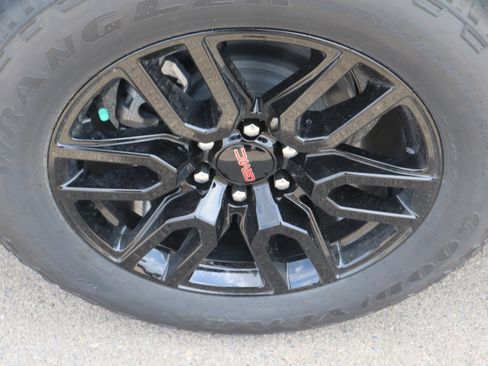 New 2026 GMC Sierra 1500 Elevation AWD/4WD image 17