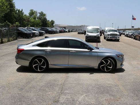 Used 2022 Honda Accord Sport image 6