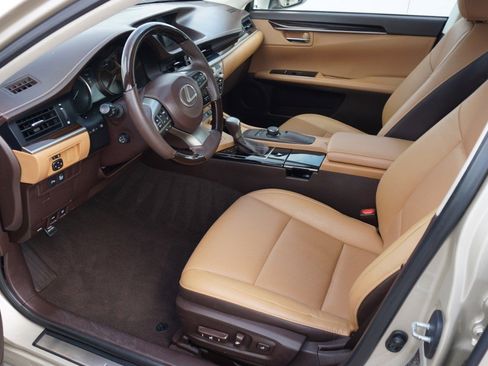 Used 2016 Lexus ES 350 image 7