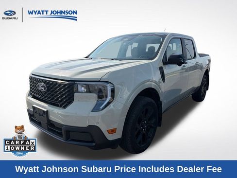 Used 2025 Ford Maverick Lariat w/ Black Appearance Package AWD/4WD image 1