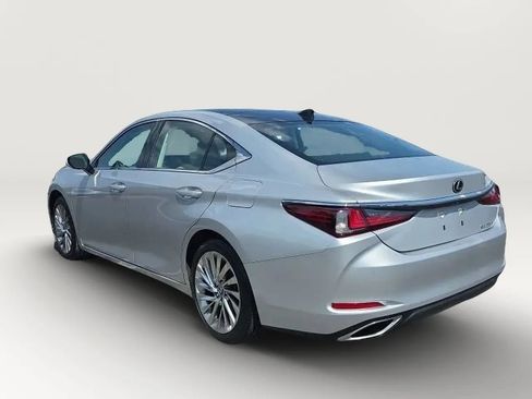 Used 2020 Lexus ES 350 w/ Accessory Package FWD image 6