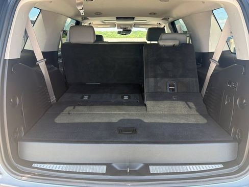 Used 2016 Chevrolet Tahoe LT w/ Luxury Package AWD/4WD image 33