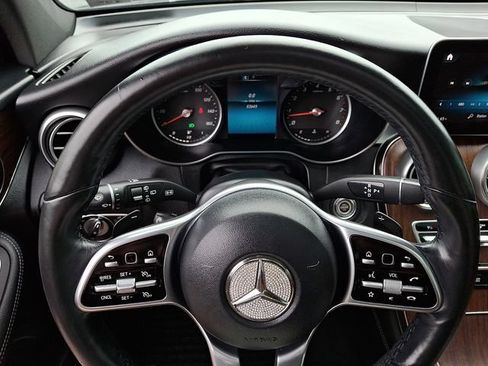 Used 2020 Mercedes-Benz GLC 300 4MATIC image 19