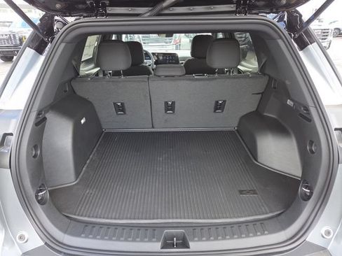 New 2026 Chevrolet Equinox LT w/ Midnight Edition FWD image 24