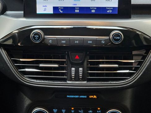 Used 2025 Ford Escape Active w/ Cold Weather Package image 23