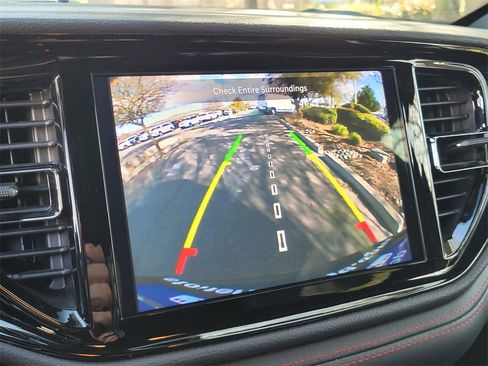 Used 2025 Dodge Durango GT image 21