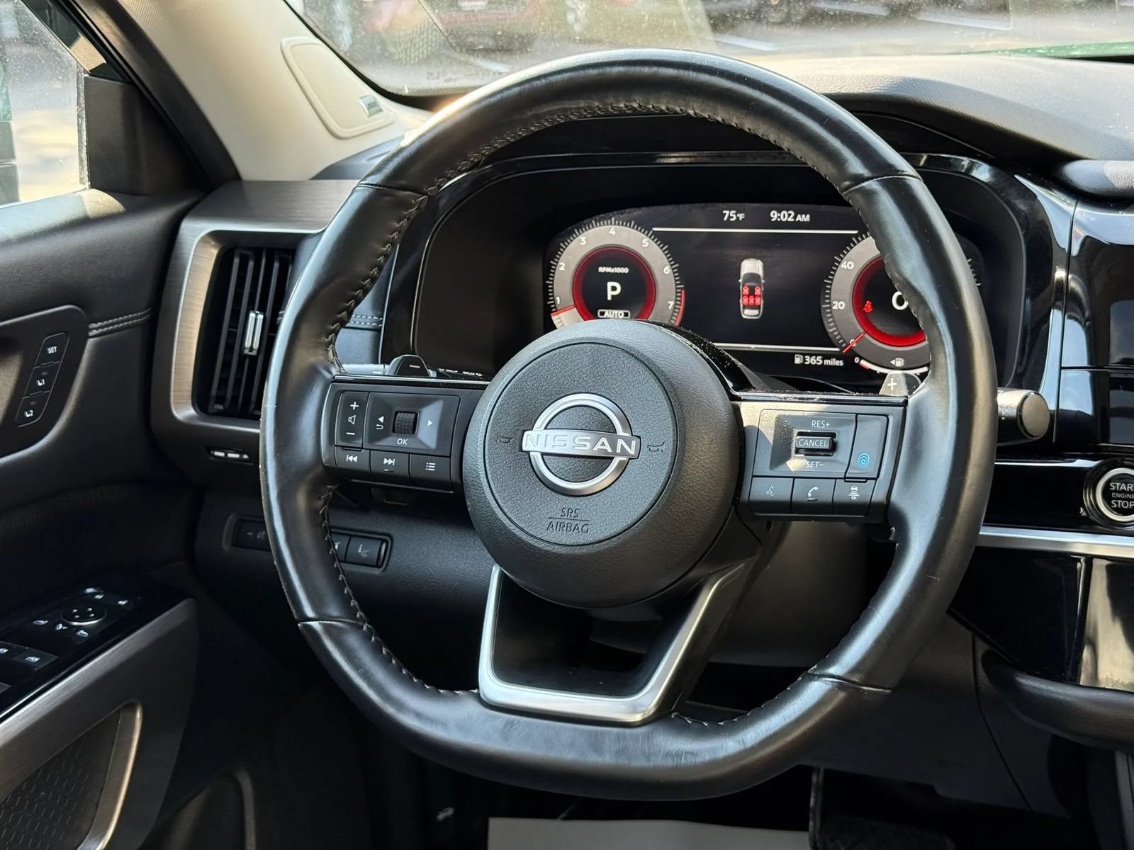 Used 2023 Nissan Pathfinder Platinum AWD/4WD image 23