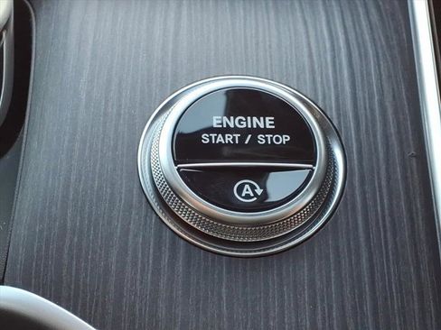 New 2026 Mercedes-Benz GLC 300 GLC 300 image 25