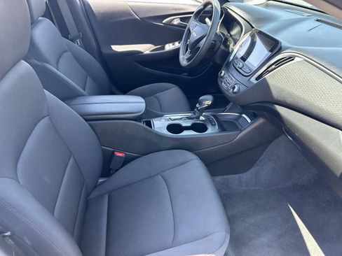 Certified 2024 Chevrolet Malibu LT FWD image 11