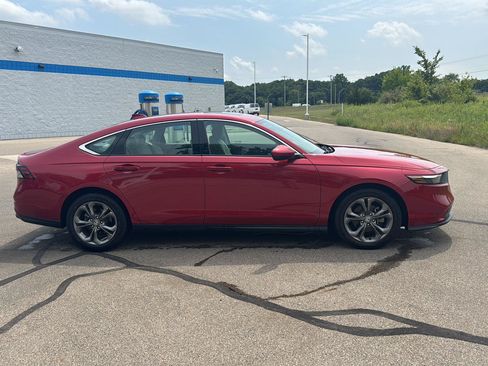 Used 2024 Honda Accord EX image 6