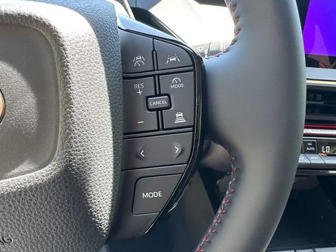 New 2026 Toyota Prius Plug-In Hybrid FWD image 30