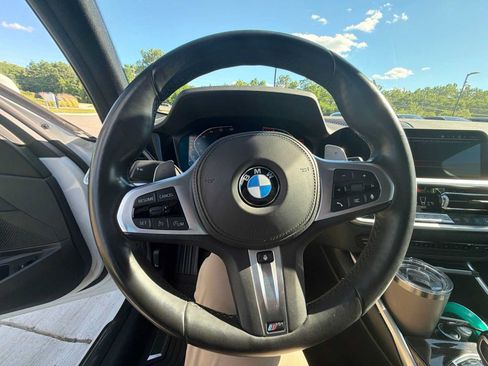 Used 2020 BMW 330i xDrive Sedan w/ Premium Package AWD/4WD image 18