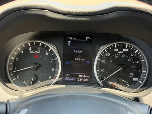 Used 2019 INFINITI Q50 Luxe w/ Essential Package (3.0T Luxe) AWD/4WD image 14