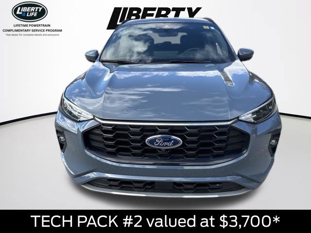 Used 2023 Ford Escape ST-Line Select w/ Tech Pack #2 AWD/4WD image 2