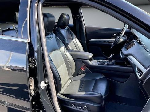Used 2019 Cadillac XT4 Premium Luxury image 29