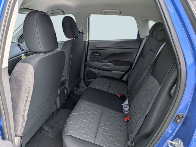 New 2027 Mitsubishi Outlander Sport LE FWD image 12
