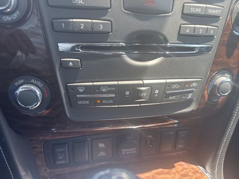 Used 2020 Nissan Armada SL w/ Premium Package RWD image 25
