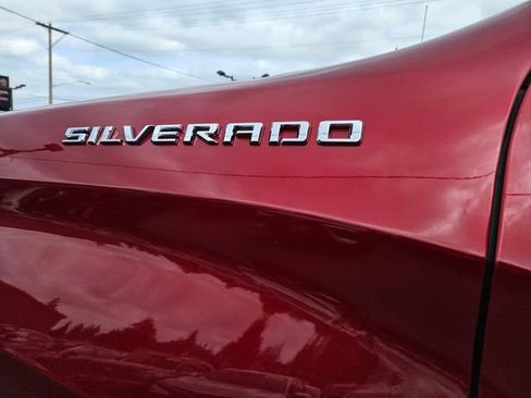 Used 2024 Chevrolet Silverado 1500 RST AWD/4WD image 10