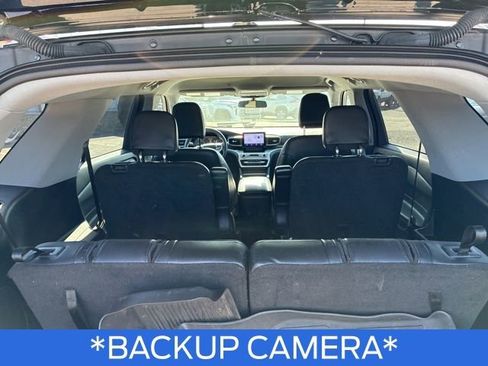 Used 2022 Ford Explorer XLT w/ Equipment Group 202A image 11