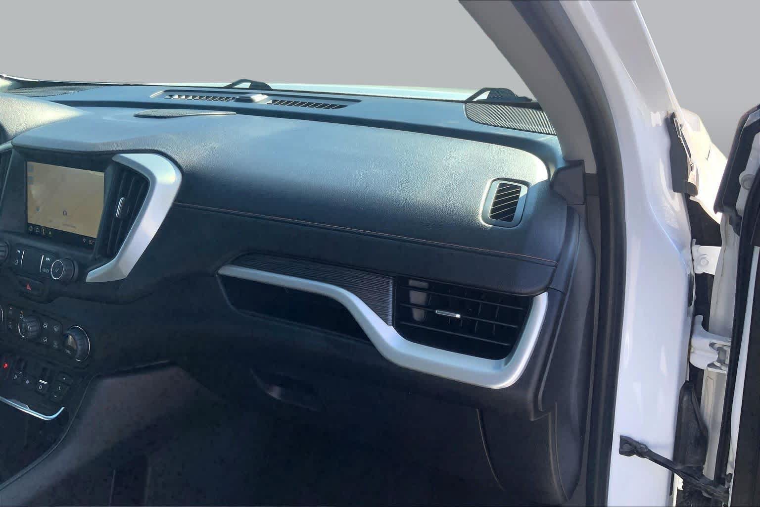 Used 2019 GMC Terrain SLT w/ Preferred Package AWD/4WD image 17