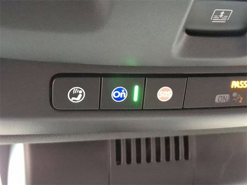 Certified 2024 Chevrolet Tahoe Z71 w/ Luxury Package image 25