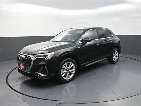 Used 2025 Audi Q3 2.0T Premium AWD/4WD image 3