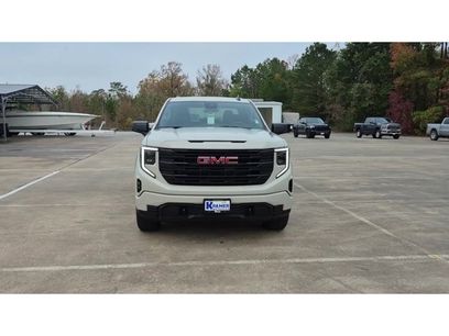 New 2026 GMC Sierra 1500 Pro w/ Graphite Edition