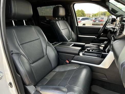 Used 2024 Toyota Tundra Platinum AWD/4WD image 30