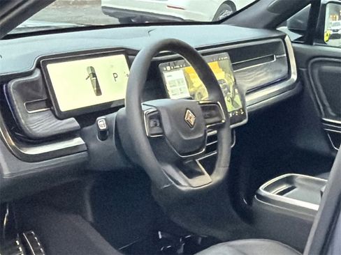 Used 2023 Rivian R1S Adventure image 18