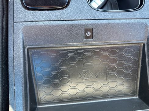 Used 2022 Nissan Frontier PRO-4X w/ Pro-4X Premium Package image 42