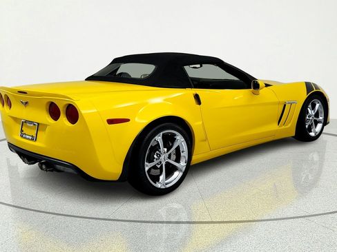 Used 2011 Chevrolet Corvette Grand Sport w/ Preferred Equipment Group RWD image 5