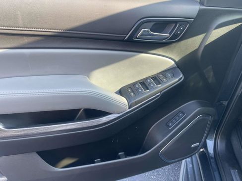 Used 2019 Chevrolet Tahoe LT RWD image 19